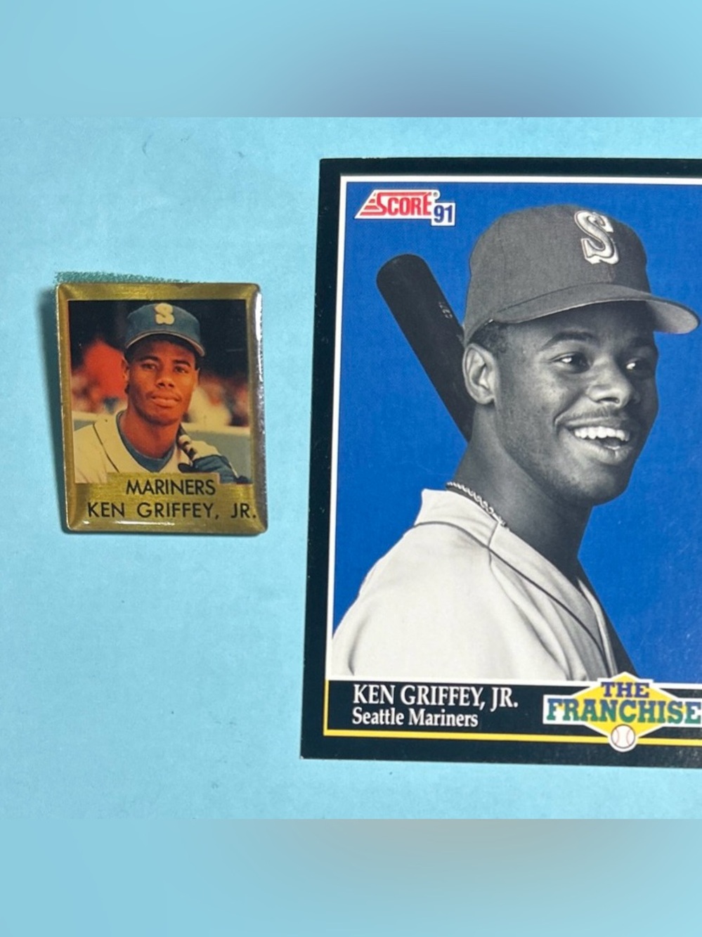 Ken Griffey jr, Seattle Mariners 1990 Score card  & Ace Photo pin